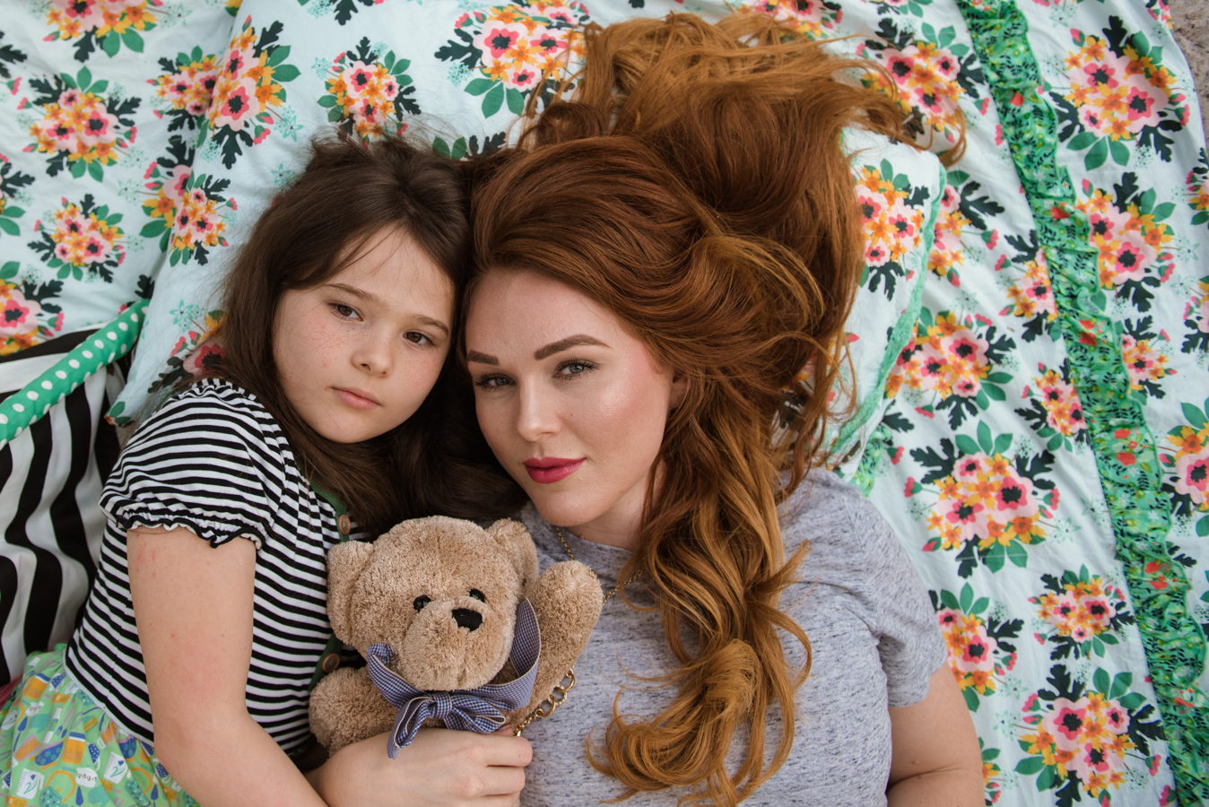 mom and daughter lying down-pensacola family photographer