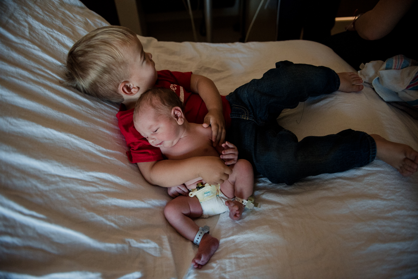 newborn and brother-pensacola child photographer
