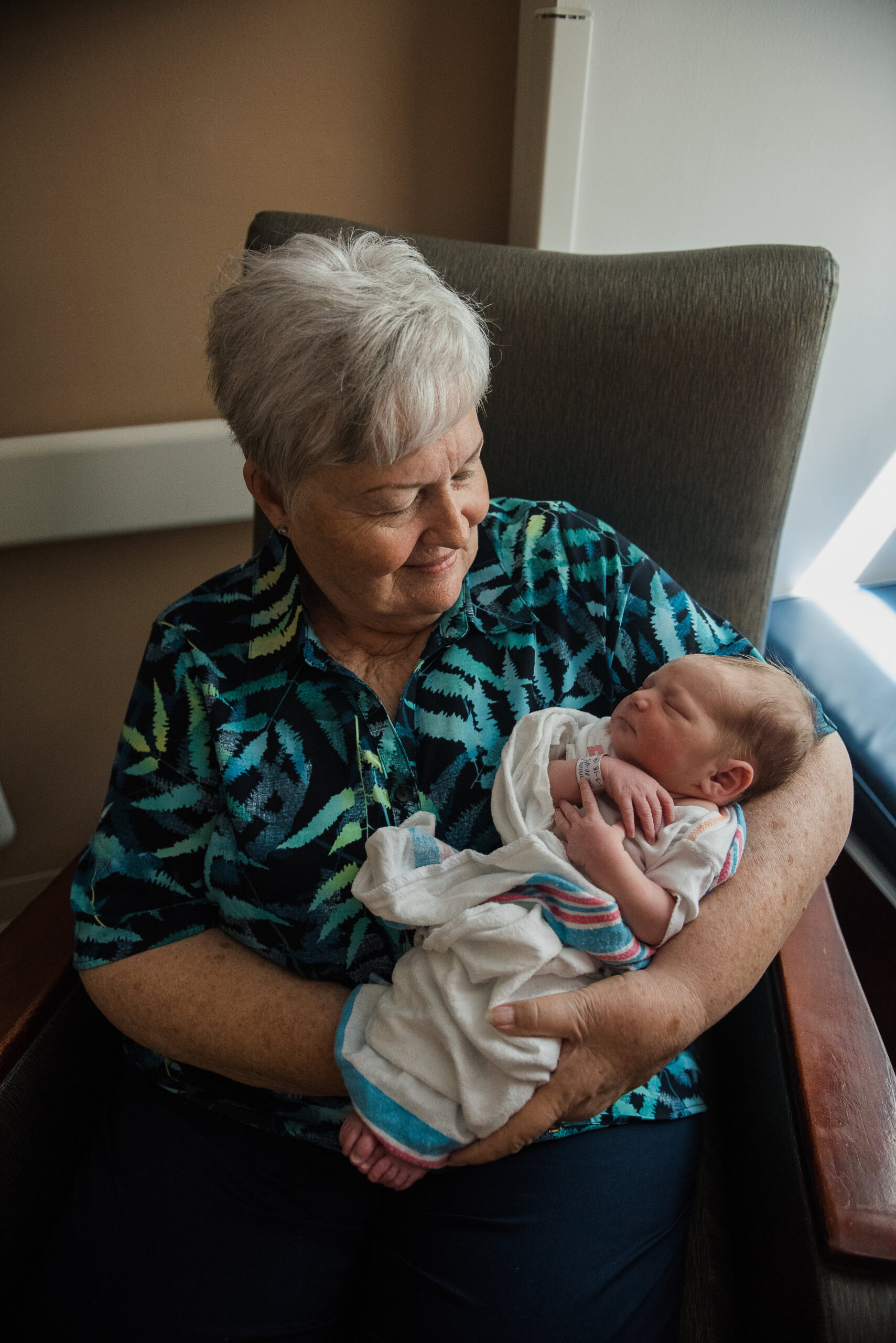 grandma with baby-gulf breeze newborn photographer