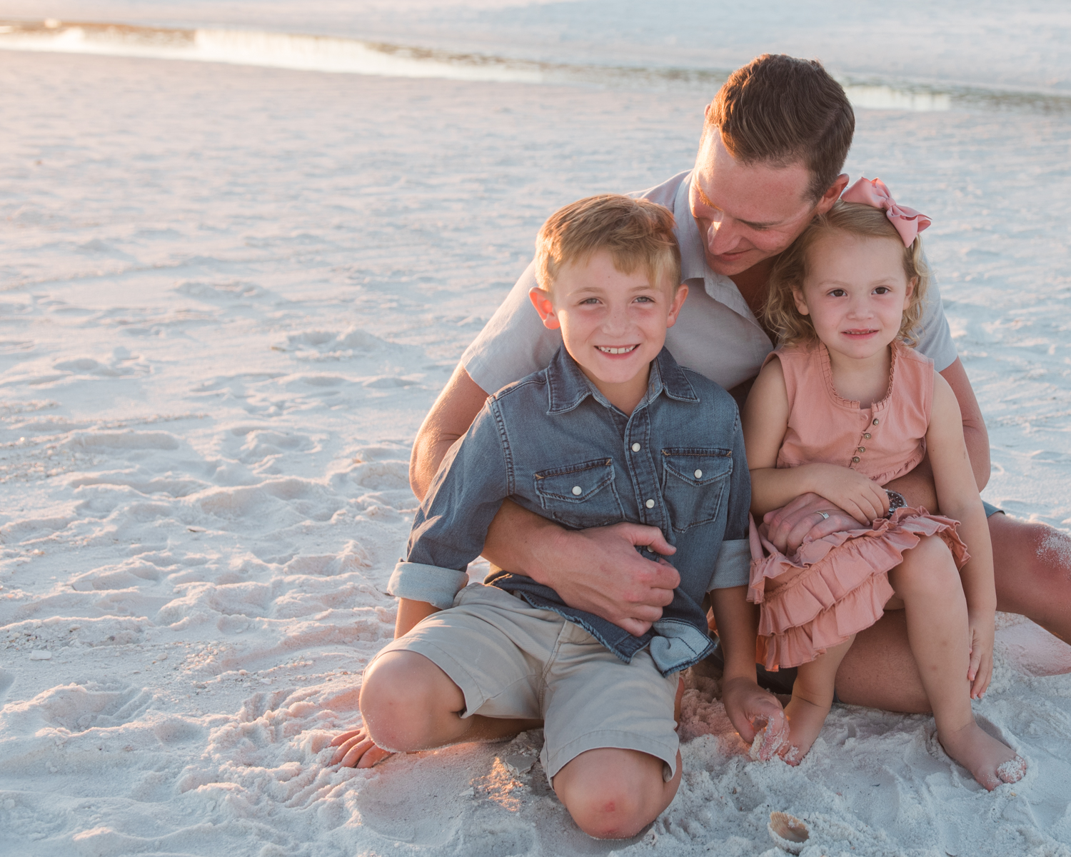 dad with kids at beach-pensacola family photographer