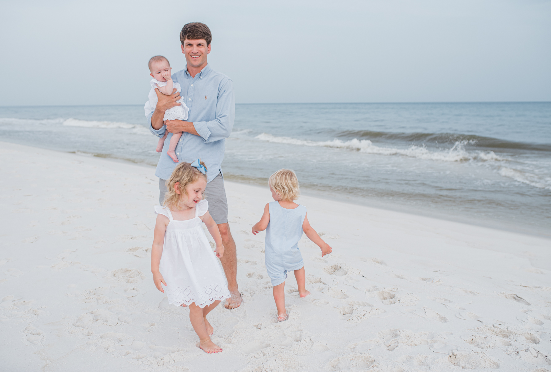 dad with kids at beach-pensacola beach photographer