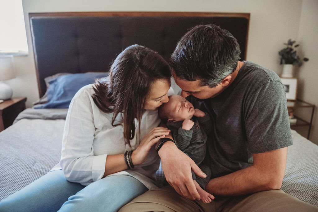 mom and dad with baby-pensacola family photographer-Ann Mangum photography