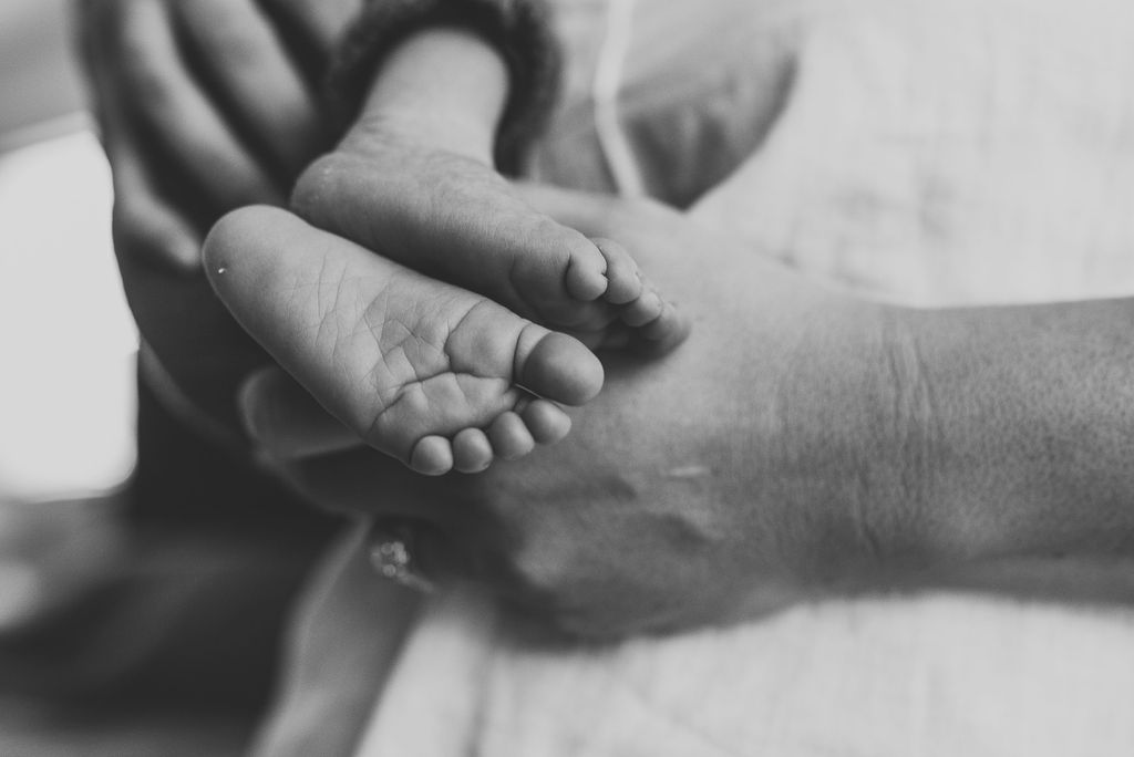baby feet-pensacola newborn photographer