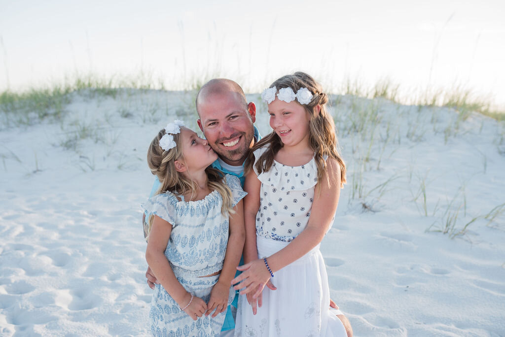 dad with girls in dunes-pensacola family photographer